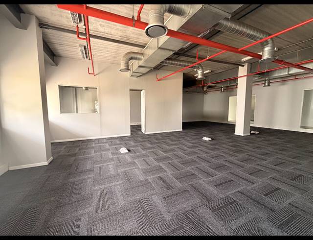 13,926M² WAREHOUSE TO LET IN GOSFORTH PARK